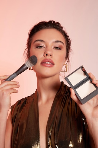 Alix Avien Kompakt Pudra 12 Saate Kadar Kalıcılık Nötr Cilt Alt Tonu Compact Powder 07 Tinted Ivory
