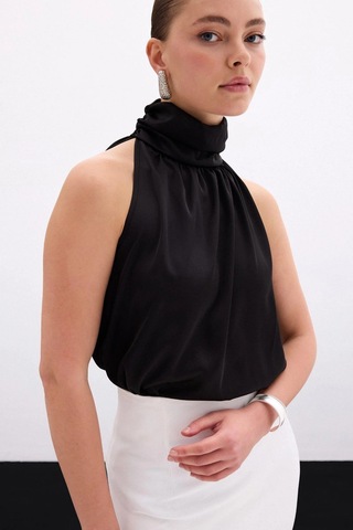 Sateen Boğazlı Kolsuz Bluz - Düz Siyah Düz Siyah