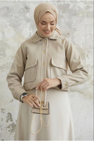 Kısa Cepli Kaşe Mont Krem