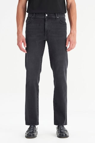 Erkek Straight Denim Pantolon Wrangler Siyah