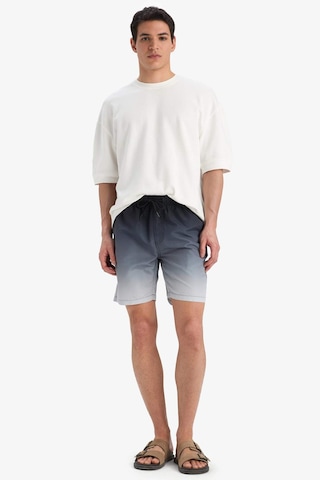 Defacto Regular Fit Degrade Baskılı File Astarlı Diz Üstü Deniz Şortu Z6873az25hsbk27 Siyah