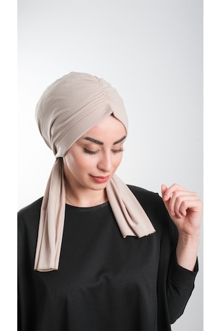 Bej Pratik Hazır Geçmeli Tesettür Bone Kesik Elyaf Sade 2111_12 Bej