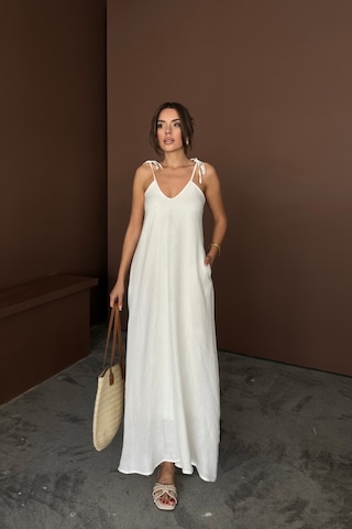 Askılı Uzun Salaş Müslin Elbise - Beyaz Beyaz