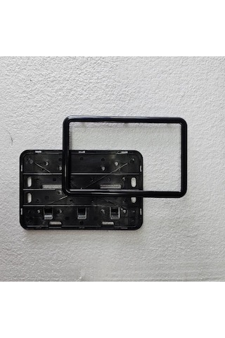 Kare Plakalık Motosiklet Uyumlu Parlak Siyah Plastik 26x17cm