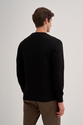 Cazador 51960 Erkek Bisiklet Yaka Sweatshirt Siyah