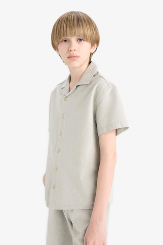 DeFacto Erkek Çocuk Oversize Geniş Kalıp Polo Yaka Müslin Kısa Kollu Gömlek E3314A825HSGN1123