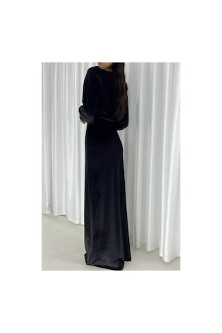 Lior Design Kadın Vintage Kadife Kumaş Kare Yaka Yırtmaçlı Abiye Elbise Siyah