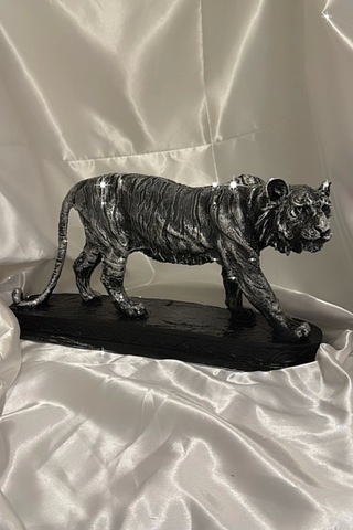 Jaguar Aslan Kaplan Biblosu Büyük Boy Ayakta