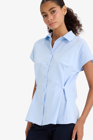 Defacto Fitted Poplin Kısa Kollu Gömlek F7313ax25aube823 Mavi