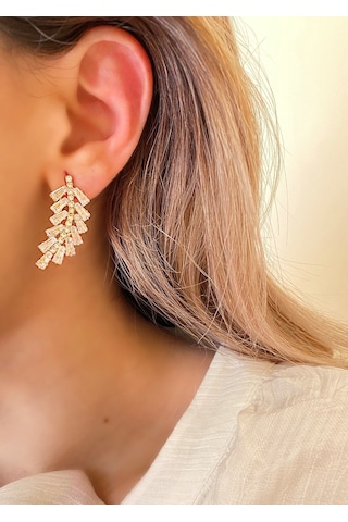 Kadın Altın Kaplama Yaprak Figürlü Zirkon Taşlı Küpe Altın