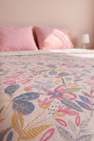 Pembe Kır Bahçesi Desenli Çift Kişilik Baskılı Pike & Yatak Örtüsü 200x230 Cm
