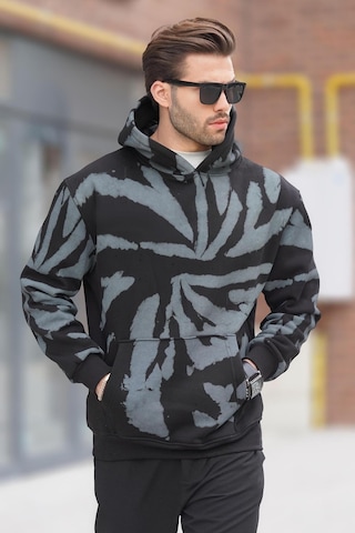 Madmext Siyah Kapüşonlu Cep Detaylı Baskılı Erkek Sweatshirt 7087 Siyah