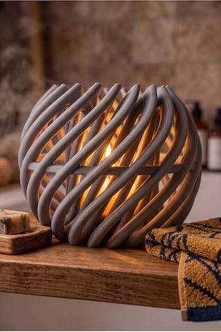 Mira Dekoratif Mumluk Sarmal Spiral Şamdan - Modern Şık Estetik Mum Standı, Pilli Mum Uyumlu Mum Dahil Değil , Salon Ofis Yemek Masası Dekorasyon Hediyelik Gümüş