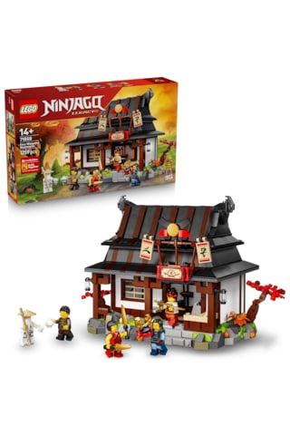 LEGO® NINJAGO® Dört Silah Demircisi 15. Yıl Dönümü 71858 - 14 Yaş ve Üzeri için 6 Minifigür İçeren Oyuncak Yapım Seti (1259 Parça)