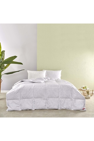 Taç Classic Glamour Kaz Tüyü Çift Kişilik Yorgan 195x215 Cm