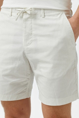 Lacoste Men's Slim Fit Bermuda Shorts Erkek Dar Kesim Pamuk Bermuda Şort Beyaz