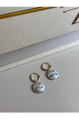 Düz İnci Efektli Ay Ve Yıldız Figürlü Sallantılı Halka Küpe Kadın Çelik Küpe Altın