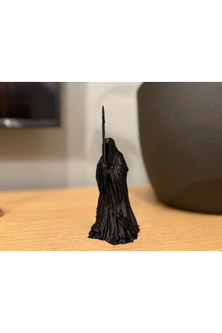 Yüzüklerin Efendisi Nazgul Heykeli