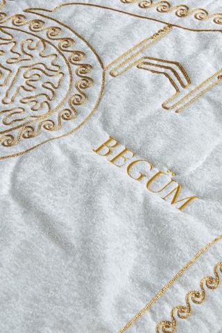 Kişiye Özel İsimli Eşli Çift Seccadesi Kadife Çeyizlik Kalpli Seccade Bohçalık Hediyelik Set Siyah - Beyaz