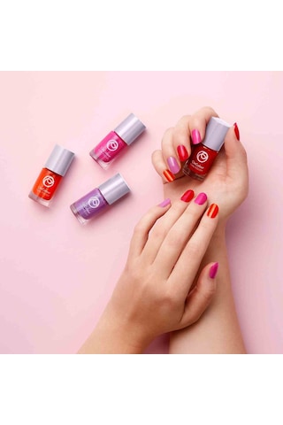Oriflame Oncolour Candy Glaze Oje Sugar Red