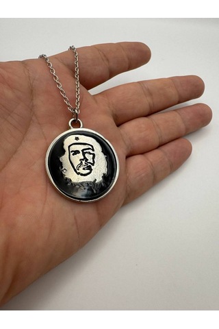 Che Figürlü Siyah Unisex Kolye Özgürlük, Cesaret Ve Devrim Ruhu Tasarımı Çok renkli