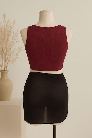 Moda Dua Kadın Bordo Yuvarlak Yaka Crop Ve Siyah Pareo 2'li Set