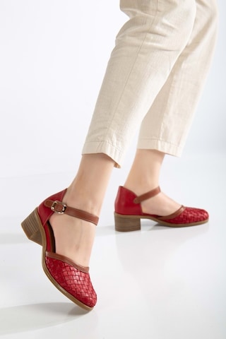 Analin Shoes Kadın Hakiki Deri Burnu Kapalı Örgülü Sandalet Kırmızı