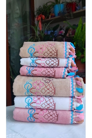 Annem Çeyizlik Kanaviçe Desenli Püsküllü Kadife Mutfak-el Seti 50x90 3 Adet 30x50 3 Adet 6'lı Set Çok Renkli