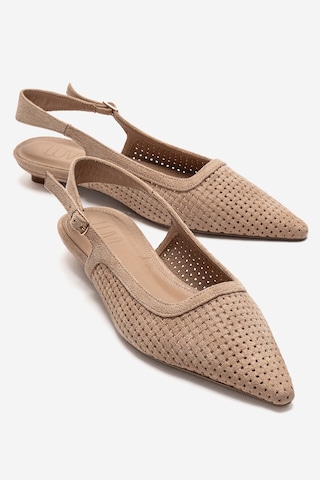 Luvishoes Avıva Bej Süet Sivri Burunlu Kadın Alçak Topuklu Ayakkabı