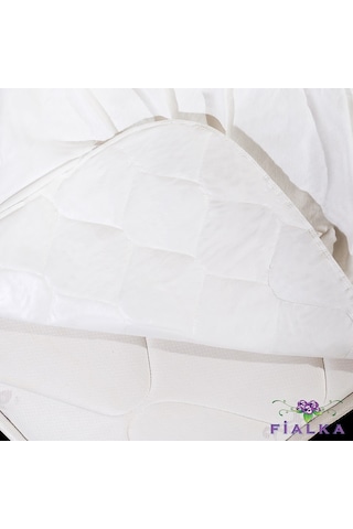 Fialka Alez Kapitoneli Fitted Lastikli Sıvı Geçirmez 200X200 King Beyaz