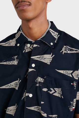 Tommy Hilfiger Erkek Gömlek MW0MW30692 0GY Lacivert