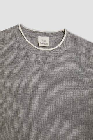 DeFacto %100 Pamuk Erkek Çocuk Gri Bisiklet Yaka Basic Düz Triko Kazak U8991A624AUGR210