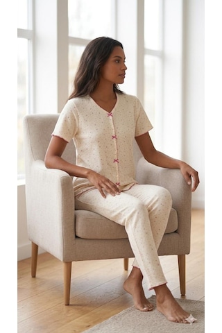 Sleeproom Yazlık Ekru Fuşya Yıldız Desenli Kısa Kol Penye %100 Pamuk Pijama Takım