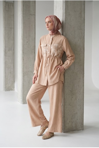 Armine Trend Çiçek Desenli Beli Büzgülü Tunik Ve Geniş Paça Pantolonlu Takım Bej 26yt6156