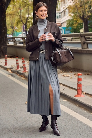 Seçil Kadın Kemer Detaylı Pileli Etek 0013 Gri Gri