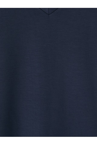 Lcw Everyday Lacivert V Yaka Soft Touch Kadın Tişört