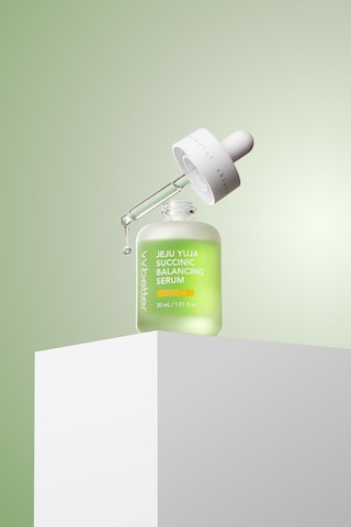 Vvbetter Jeju Yuja Sebum Dengeleyici Niasinamid İçeren Serum 30 ML