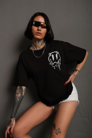 Technomonkey Oversize Eriyen Smiley Baskılı Unisex Tişört Siyah