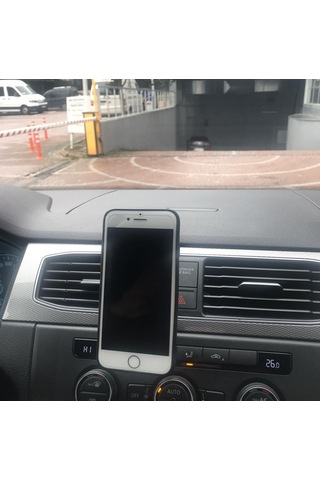 Siyah Çerçeveli Mıknatıslı Telefon Tutucu - Torpido Üstü 1