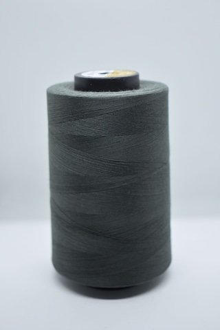 Mert İplik Polyester Dikiş Ipliği 120n 4235 Mert İplik Polyester Dikiş Ipliği 120n 4235