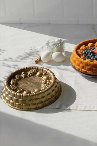 Nehir Violet Döküm Dart Kek Kalıbı - Exclusive Döküm Kek Kalıbı