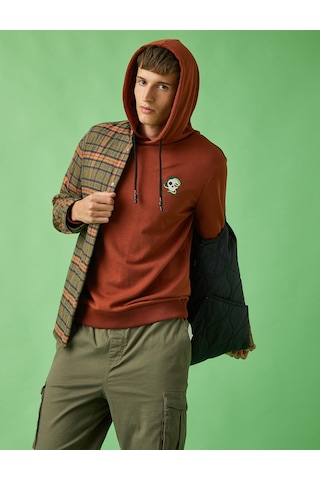 Koton Kuru Kafa İşlemeli Kapşonlu Sweatshirt Kahverengi 2kam71035mk Kahve