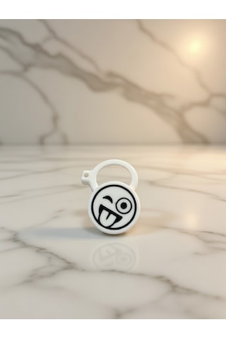 Mini Emoji Apple Uyumlu AirTag  Kılıfı - Gizli Takip Tutucu Anahtarlık 3d Baskılı, Beyaz/siyah Şık Tasarım Gzkrpm
