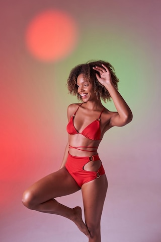 Holly Lolly Yüksek Bel Aksesuar Detaylı Delphi Bikini Altı Kırmızı