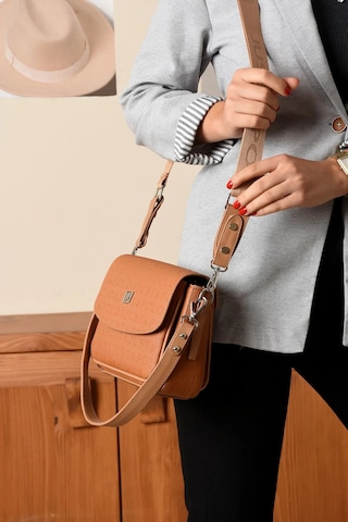 Just Polo Günlük Kombinlere Uygun Kadın 3 Bölmeli Orta Boy El Ve Omuz Çantası 234062mh Taba