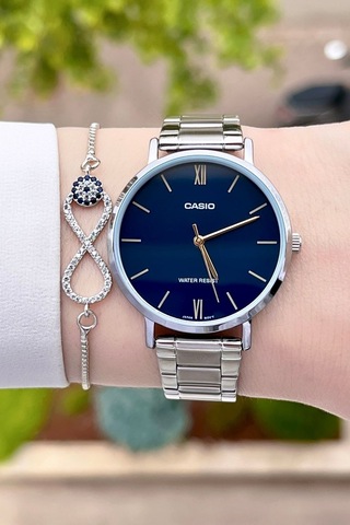 Casio Csıste30 Kadın Kol Saati