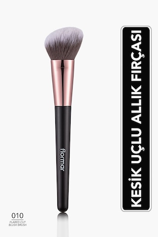 Flormar Ergonomik Uçlu Allık Fırçası 010