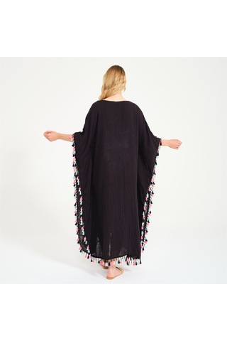 Püskül Detaylı V Yaka Uzun Plaj Elbisesi Siyah-Standart Siyah