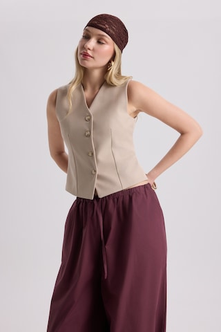 Mai Collection Mai Studios Co. Rianto Koyu Bej Kısa Yelek Koyu Bej