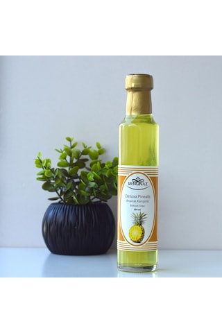 a Pinealis Ananas Karışımlı Bitkisel Sirke 250 Ml